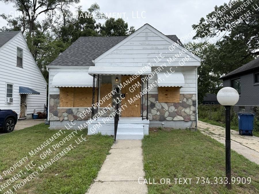 House for rent at 20128 Prairie St, Detroit, MI 48221