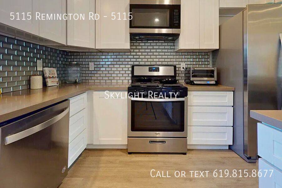 Apartment for rent at 5115 Remington Rd, San Diego, CA 92115