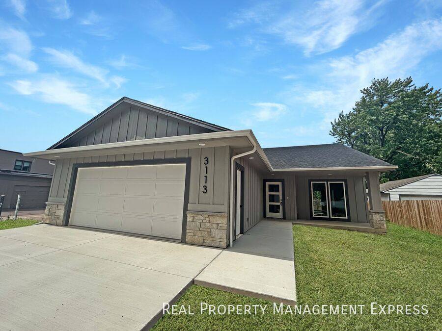 House for rent at 3113 S Prairie Ave, Sioux Falls, SD 57103