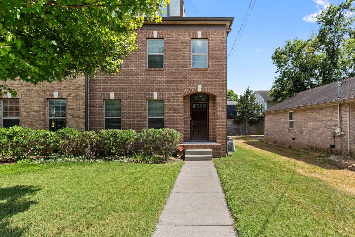 Townhouse for rent at 511 Buchanan St, Nashville, TN 37208