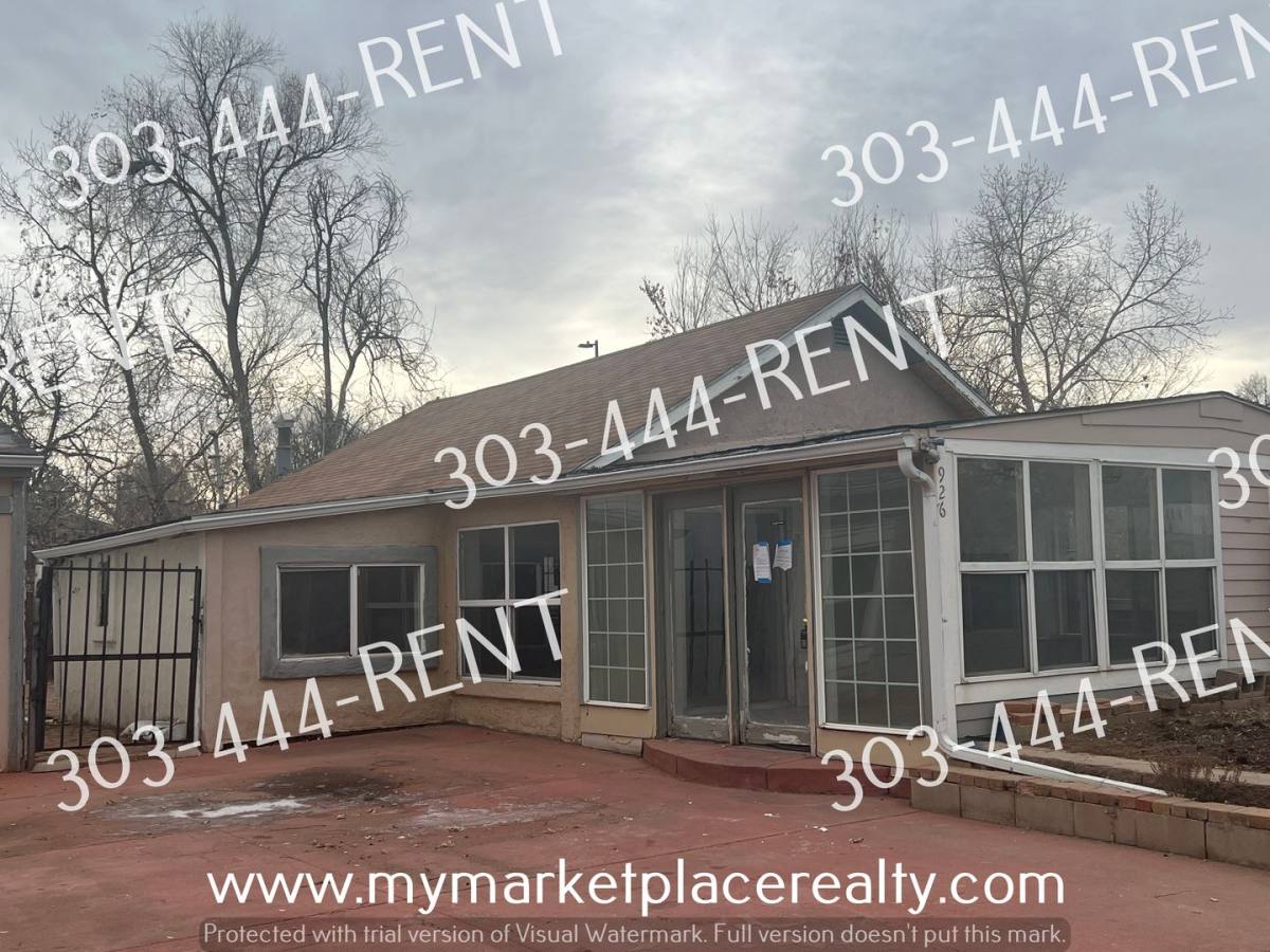 House for rent at 926 Perry St, Denver, CO 80204