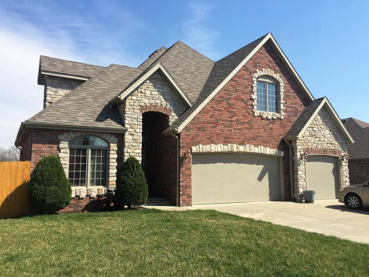 House for rent at 4542 S Lafontaine Ave, Springfield, MO 65810