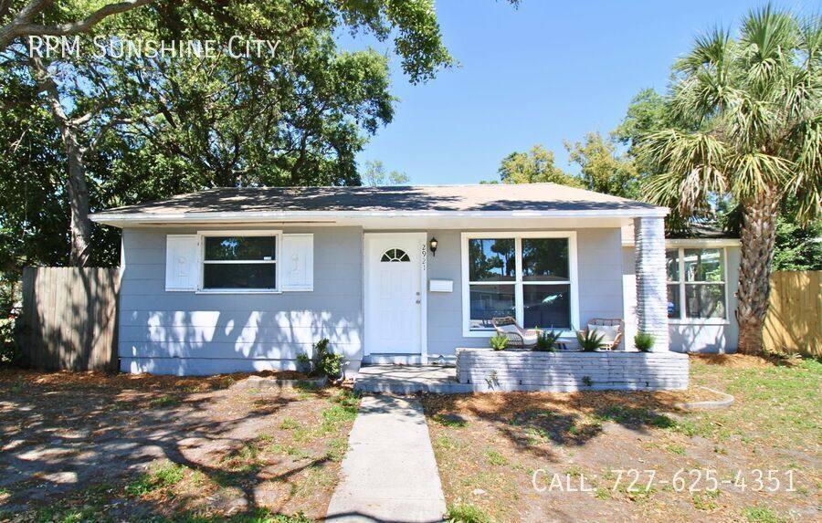 House for rent at 2921 24th Ave S, Saint Petersburg, FL 33712