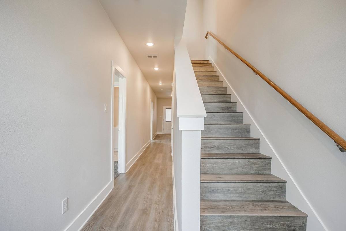 Apartment for rent at 2341 Benbrook Blvd, Fort Worth, TX 76110