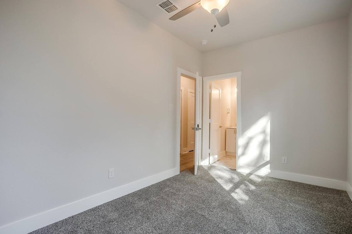 Apartment for rent at 2341 Benbrook Blvd, Fort Worth, TX 76110