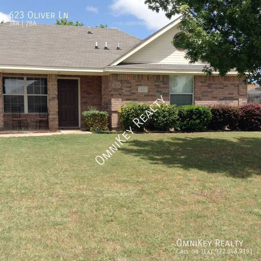 House for rent at 623 Oliver Lane, Waxahachie, TX 75165