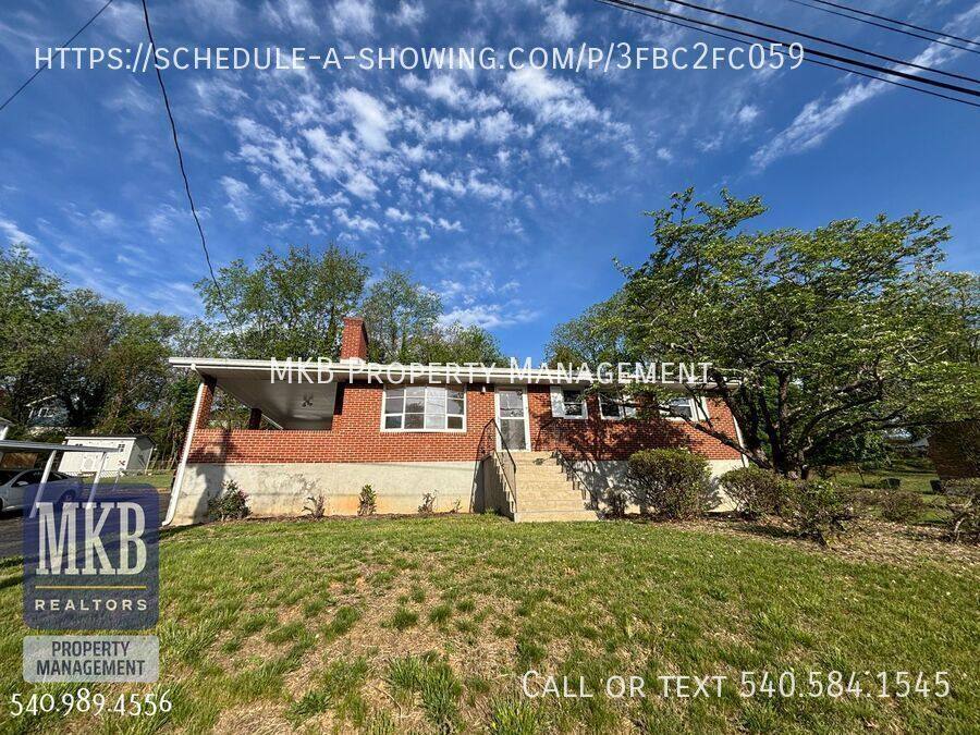 House for rent at 3435 Troxell Rd SE, Roanoke, VA 24015