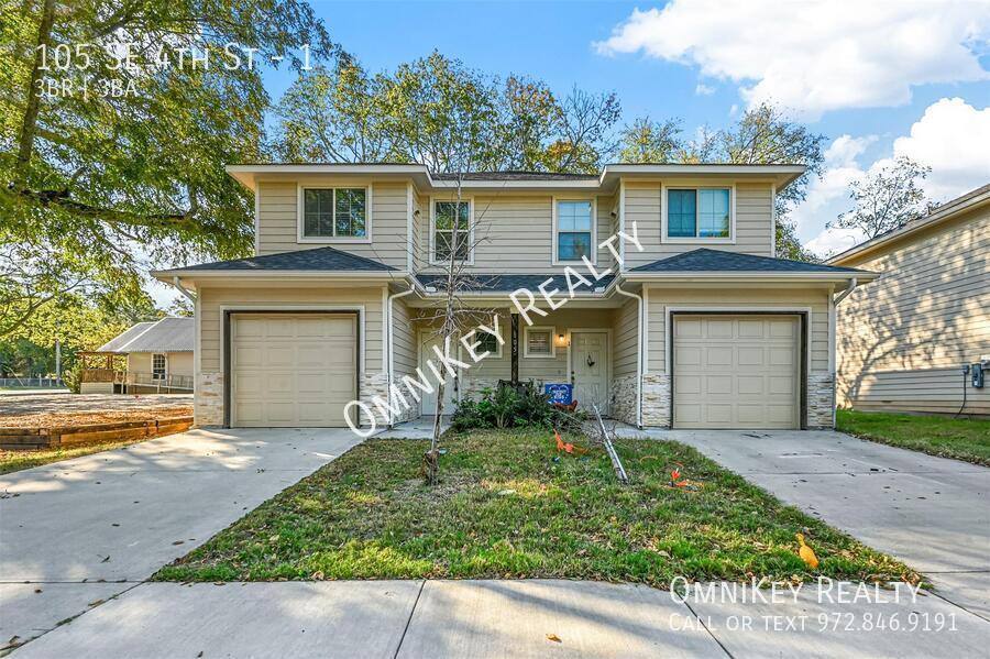 Apartment for rent at 105 SE 4th St #1, Bonham, TX 75418