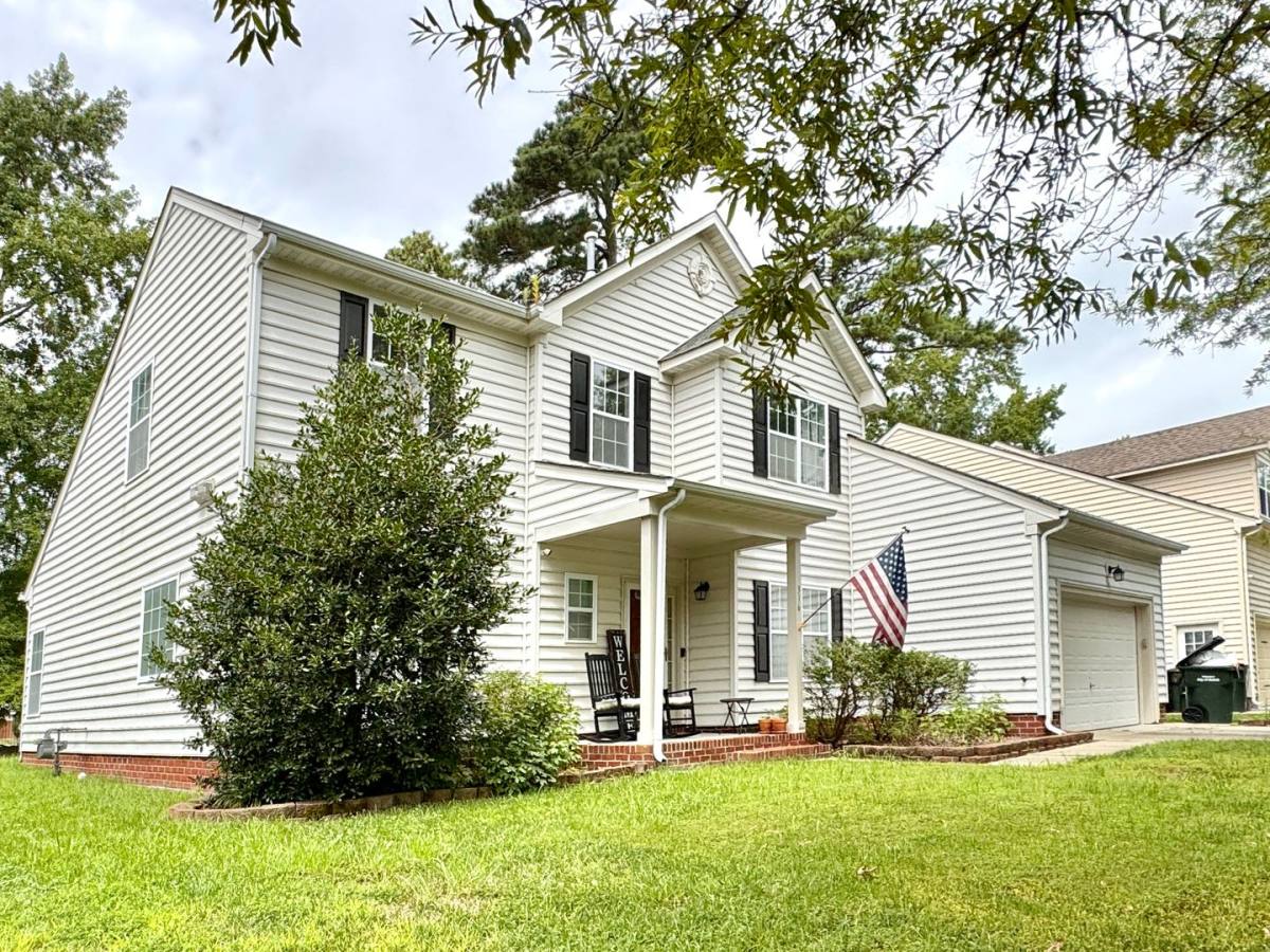 House for rent at 316 Canaan Circle, Suffolk, VA 23435