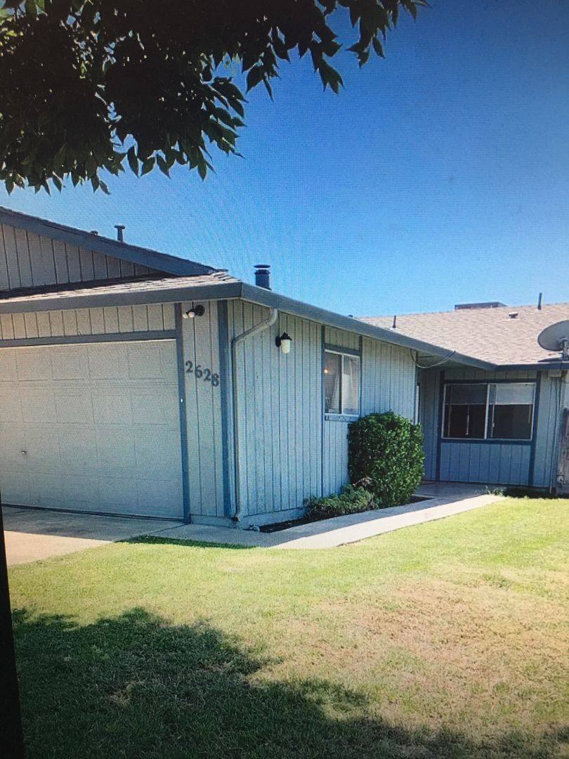 Townhouse for rent at 2626 Burlington Place, Stockton, CA 95209