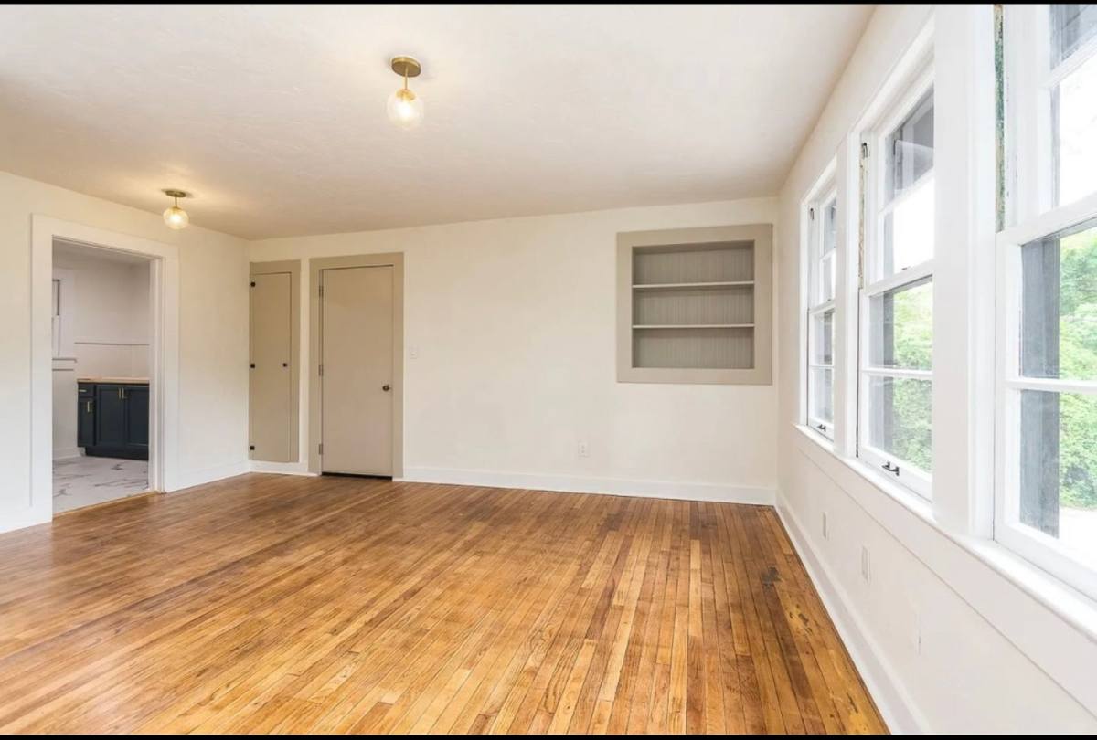 House for rent at 722 NE 4th Ave, Gainesville, FL 32601