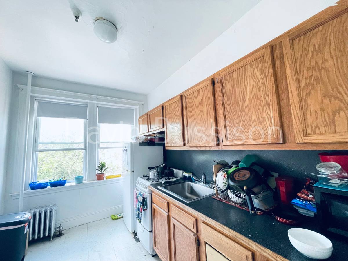 Apartment for rent at 1687 Commonwealth Ave #21, Brighton, MA 02135