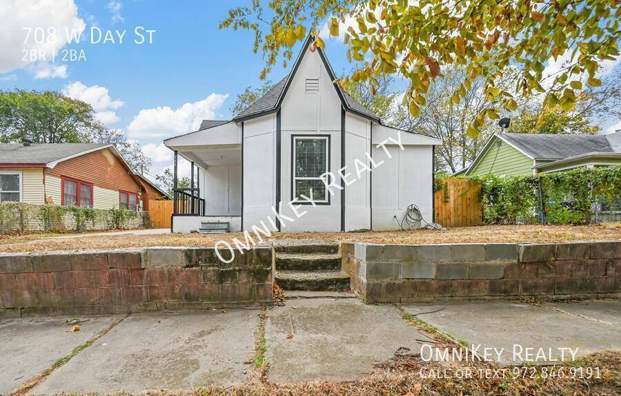 House for rent at 708 W Day St, Denison, TX 75020