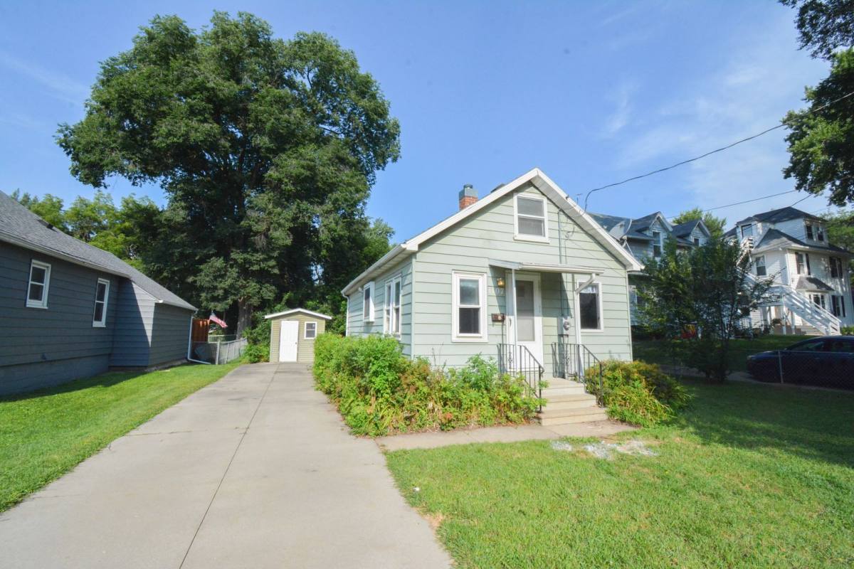 House for rent at 1107 5th Ave NW, Rochester, MN 55901