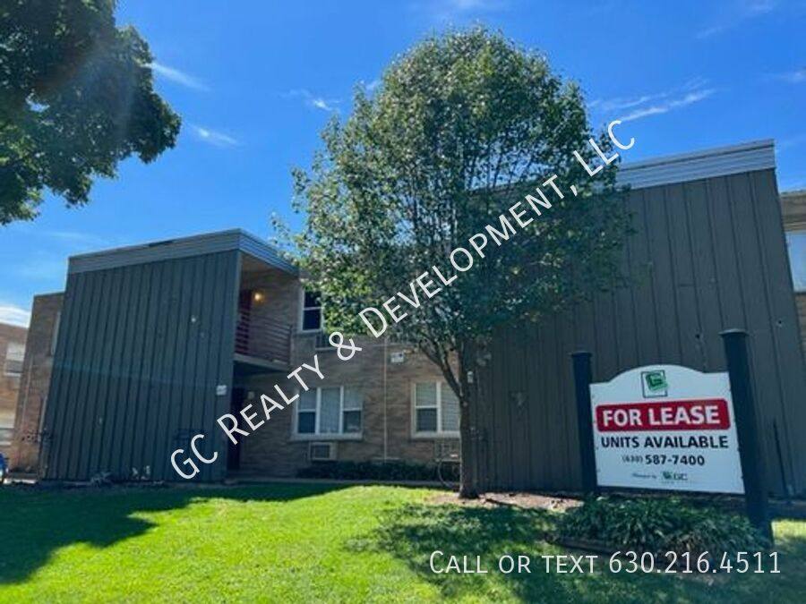 Apartment for rent at 253 Uteg St #7, Crystal Lake, IL 60014