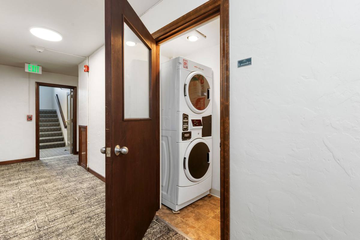 Apartment for rent at 527 1st Ave N, Seattle, WA 98109