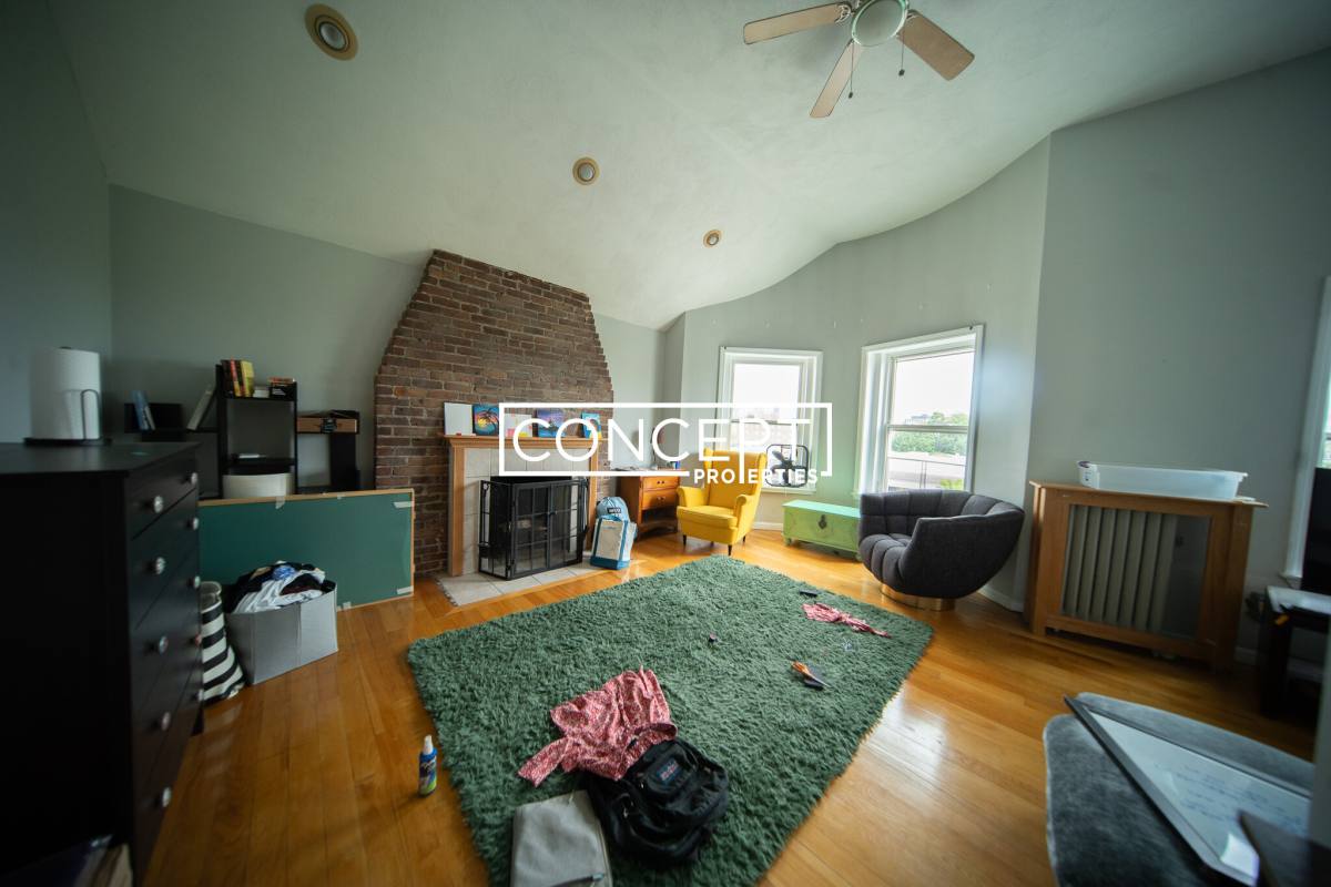 Apartment for rent at 154 Harvard #7, Brookline, MA 02446