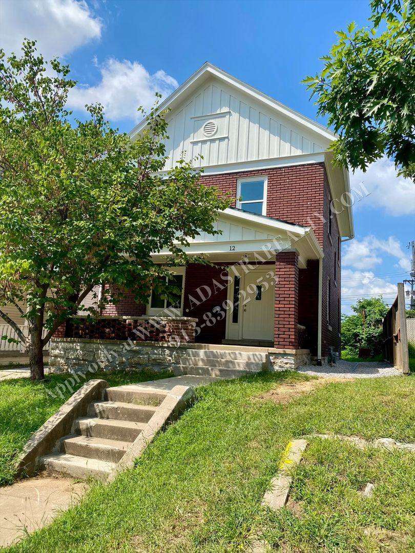 House for rent at 12 S Valley St, Kansas City, KS 66102