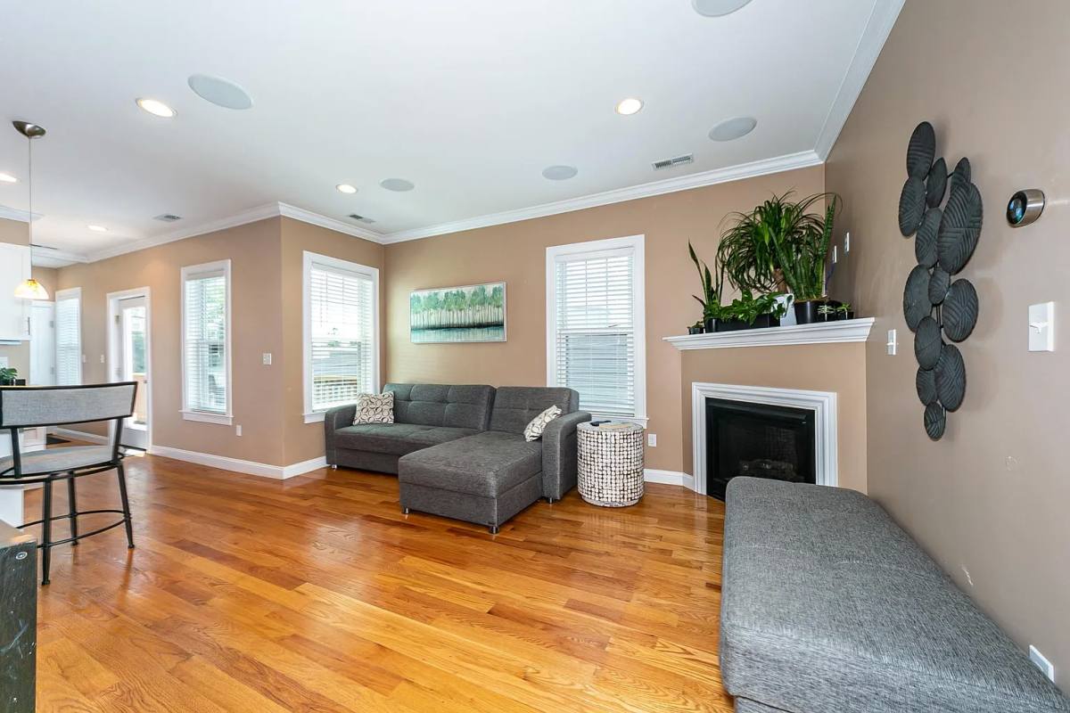 Apartment for rent at 619 E 3rd St #3, South Boston, MA 02127