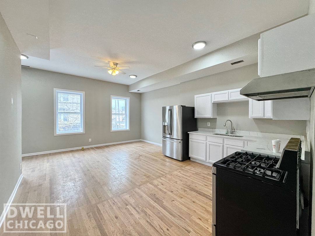 Apartment for rent at 1013 W 19th St #2, Chicago, IL 60608