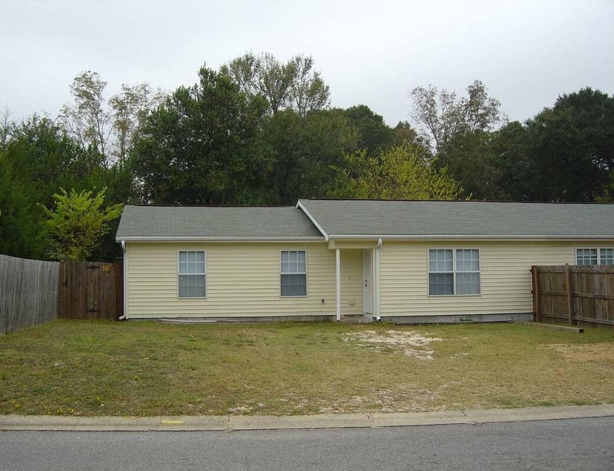 Apartment for rent at 552 Brock Ave, Crestview, FL 32539