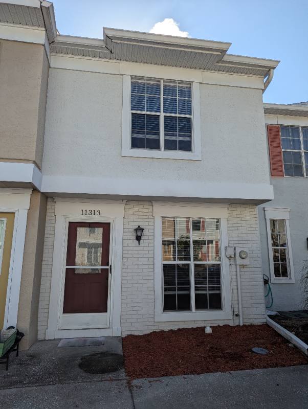Townhouse for rent at 11313 Stratton Park Dr, Tampa, FL 33617