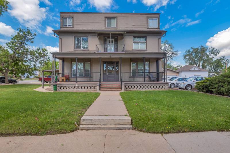 Apartment for rent at 1427 9th Ave #5, Greeley, CO 80631