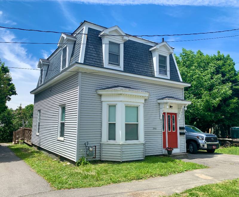 Apartment for rent at 246 Elm St #1, Bangor, ME 04401
