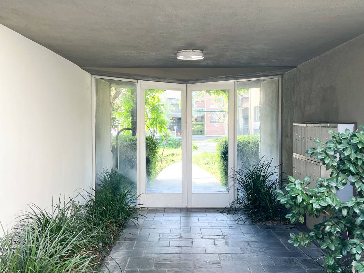 Apartment for rent at 14403 Addison St, Sherman Oaks, CA 91423