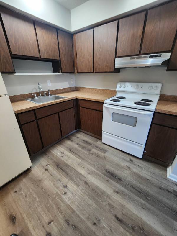Apartment for rent at 1145 S Main St #108, North Canton, OH 44720