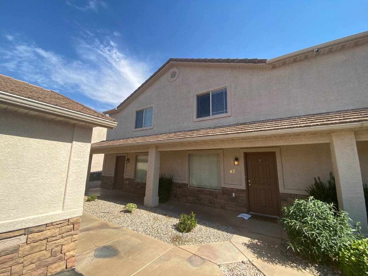 Townhouse for rent at 316 S 2450 E #44, Saint George, UT 84790