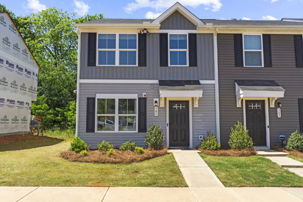 Townhouse for rent at 501 Hampton Townes, Greenville, SC 29617