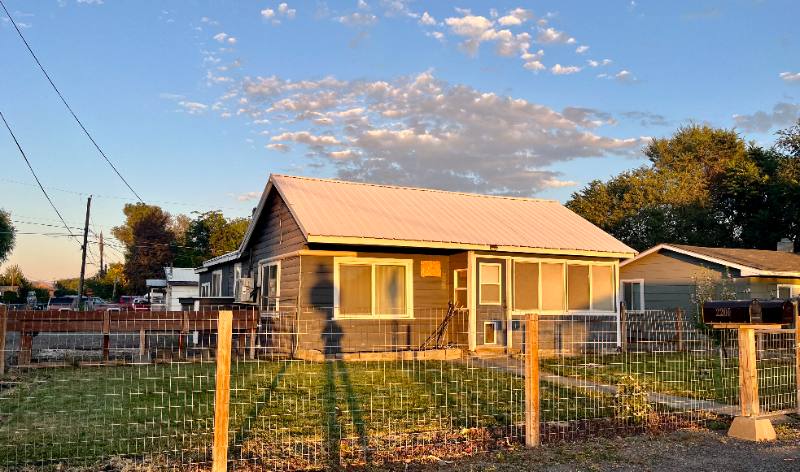 House for rent at 2201 S 2nd Ave #UNION Gap, Yakima, WA 98903
