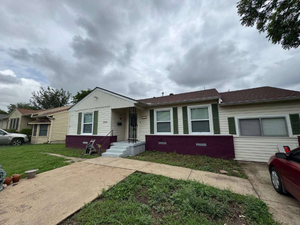 House for rent at 2318 Fenwick Dr, Dallas, TX 75228