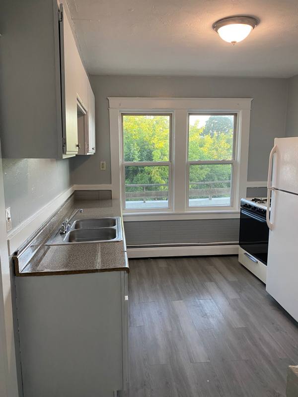 Apartment for rent at 36 Lake St #4, Webster, MA 01570