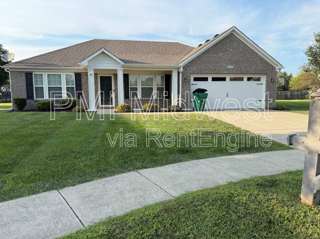 House for rent at 6750 Woodcrest Dr, Avon, IN 46123