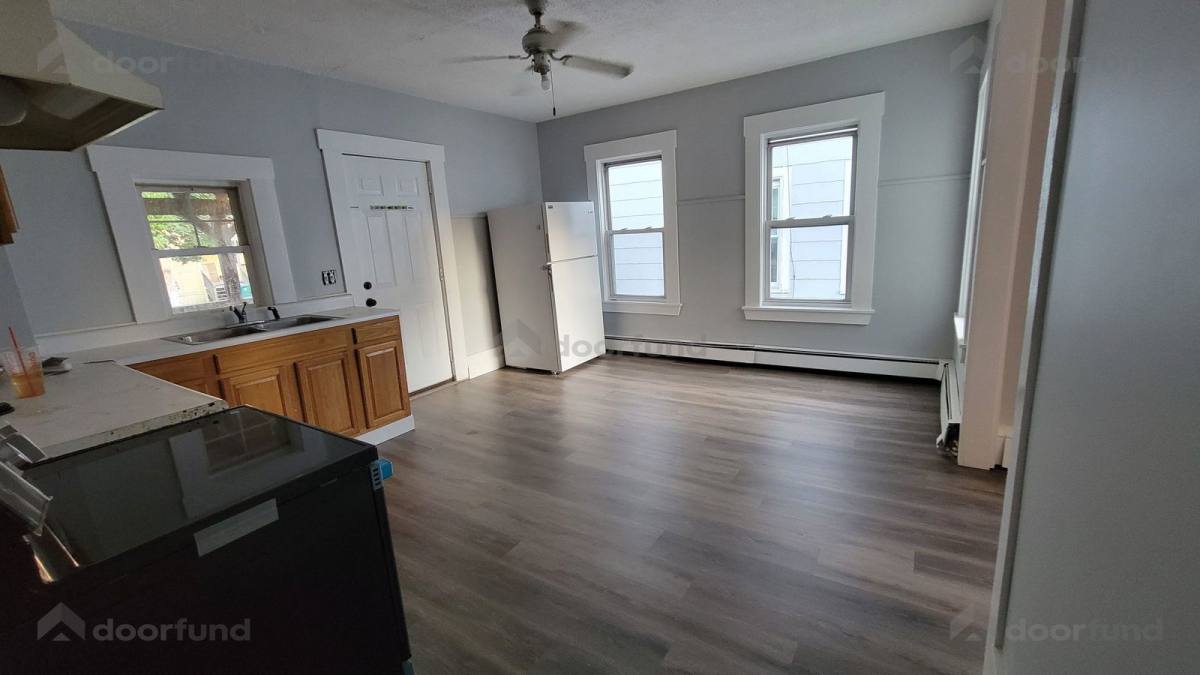 Apartment for rent at 120 Myrtle Ave #2, Fitchburg, MA 01420