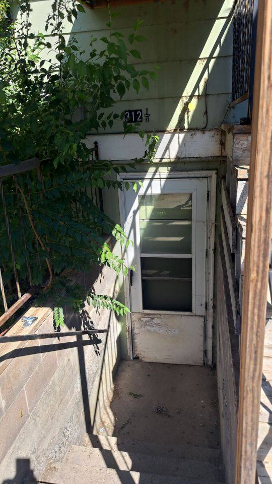Apartment for rent at 312 1 2 Monroe St, Billings, MT 59101