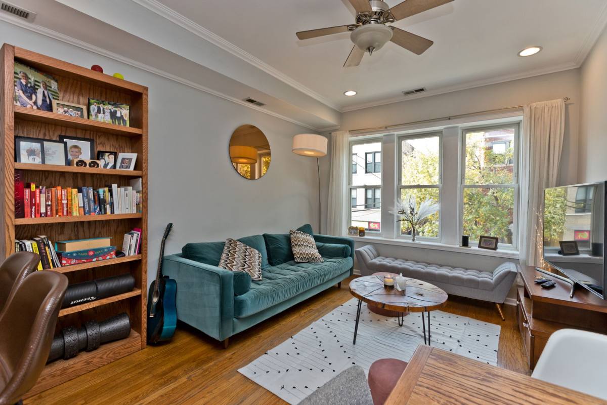 Condo for rent at 2715 N Sawyer Ave #2, Chicago, IL 60647
