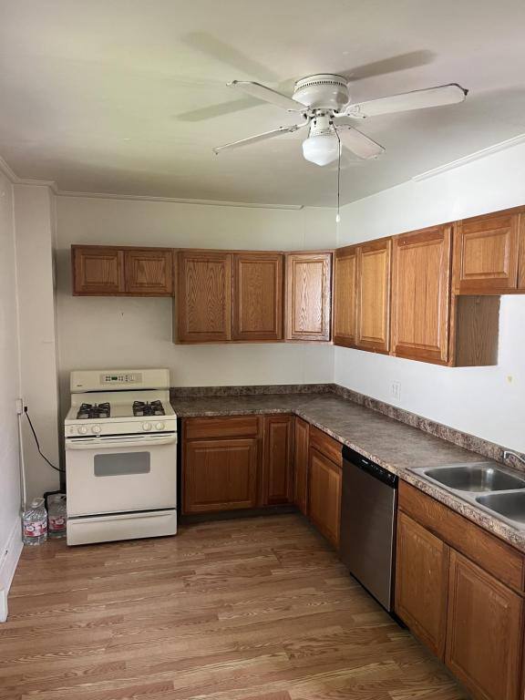 Townhouse for rent at 3108 Glendale Ave, Pittsburgh, PA 15227