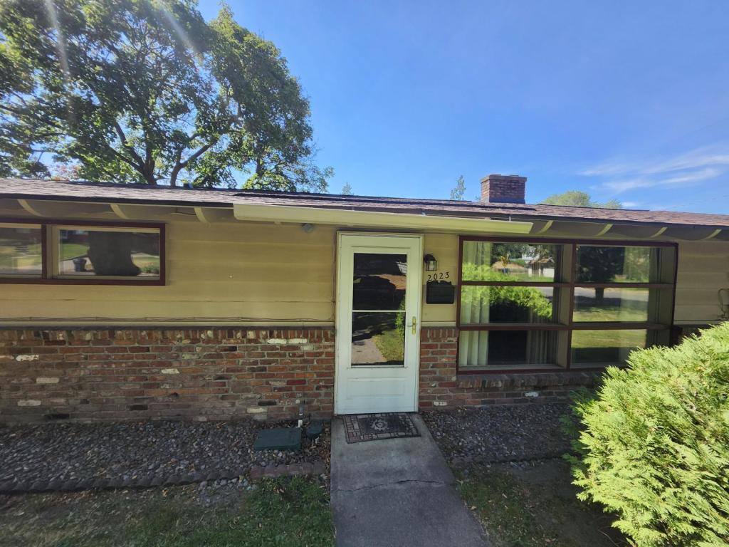 Apartment for rent at 2023 W Fairview Ave, Spokane, WA 99205