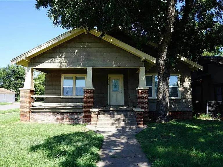 House for rent at 1114 Monroe St, Wichita Falls, TX 76309