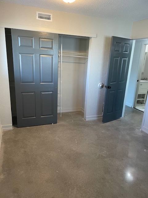 Apartment for rent at 10 Ballans Dr #14-2, Grand Ledge, MI 48837