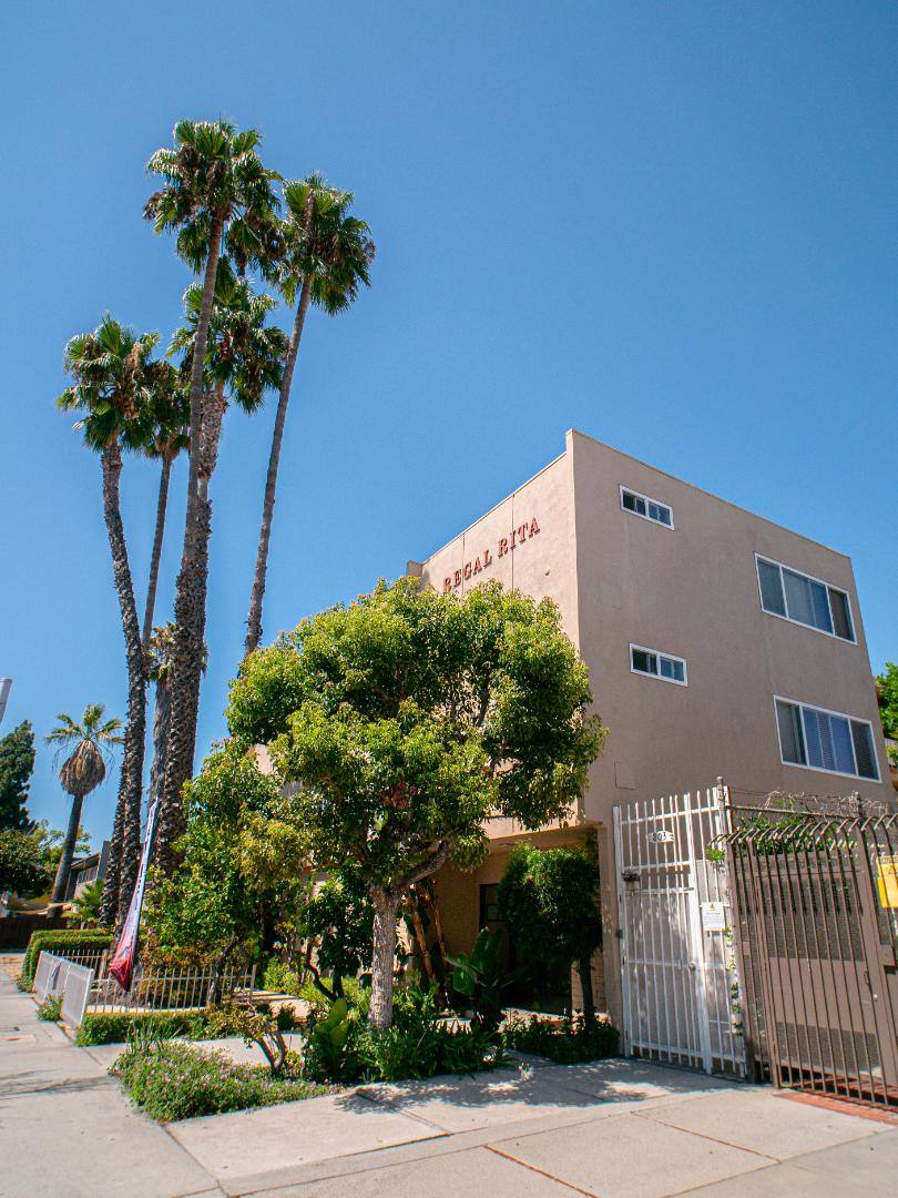 Apartment for rent at 803 W 30th St #12, Los Angeles, CA 90007