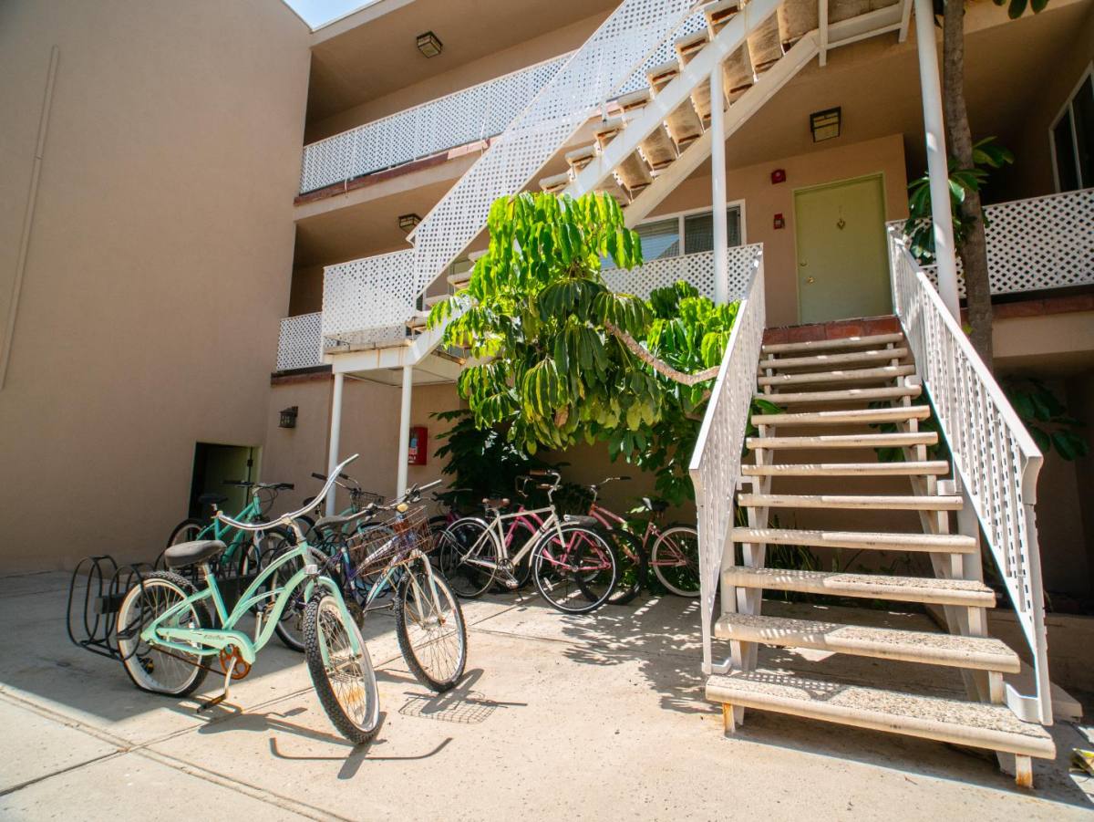 Apartment for rent at 803 W 30th St #12, Los Angeles, CA 90007