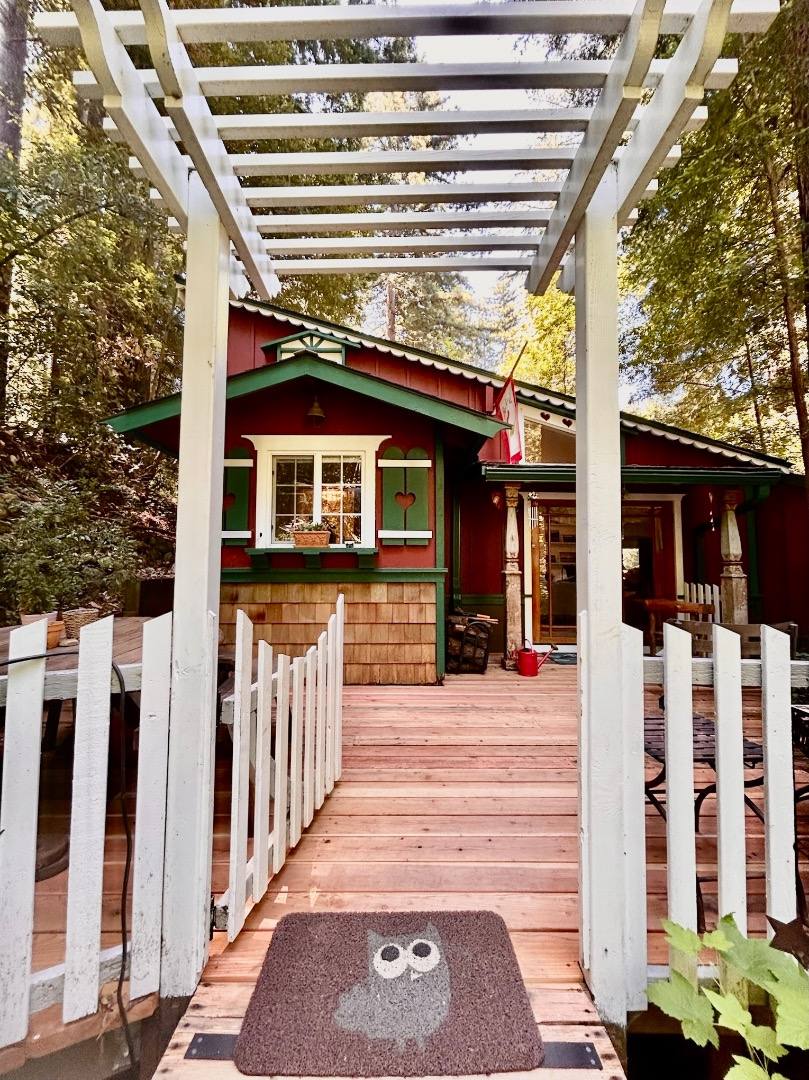 House for rent at 654 Redwood Rd, Felton, CA 95018