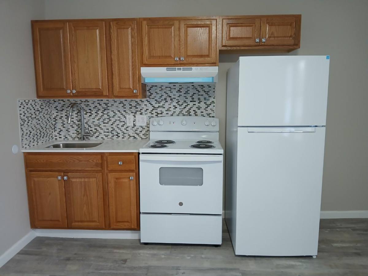 Apartment for rent at 421 Washington St #A 08, Hartford, CT 06106