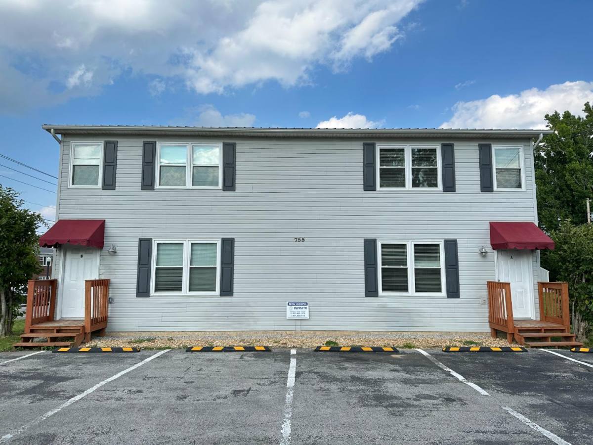 Townhouse for rent at 755 Chestnut Ave #CHESTNUT B, Cookeville, TN 38501