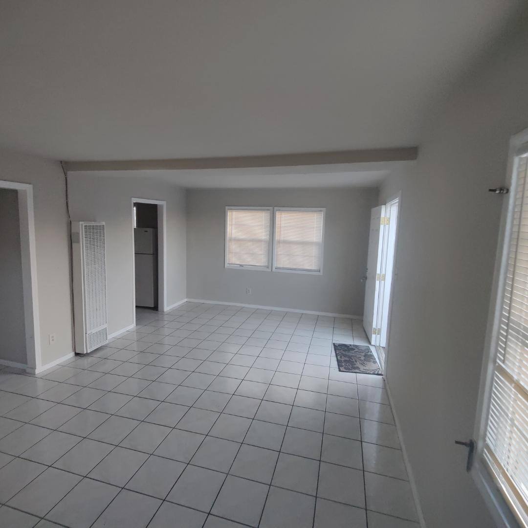 House for rent at 641 Douglas Ave #B, Oakland, CA 94603
