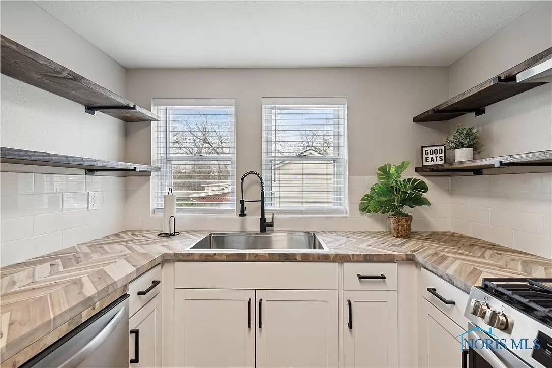 620 W Broadway St, Maumee, OH 43537 - Apartment for Rent - Image 3